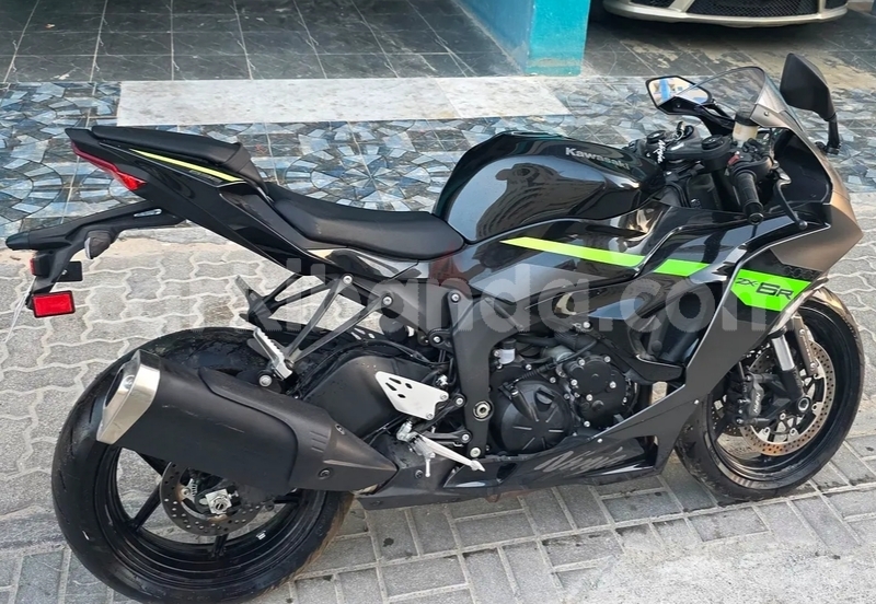 Big with watermark kawasaki zx r uganda kampala 25908