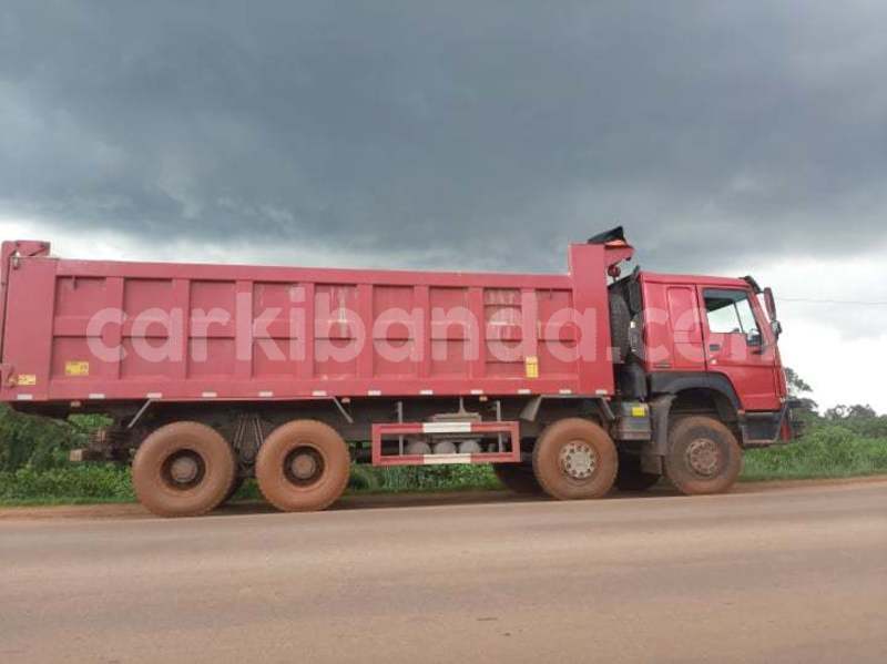 Big with watermark howo sinotruk uganda kampala 25910