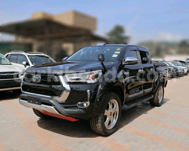Big with watermark toyota hiluxe revo uganda kampala 25920