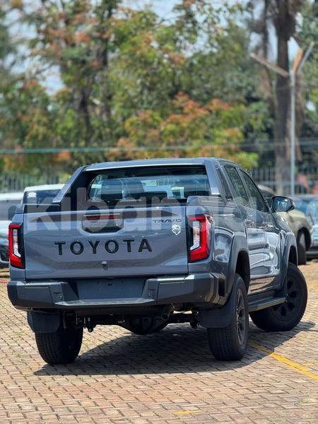 Big with watermark toyota hilux uganda kampala 25921
