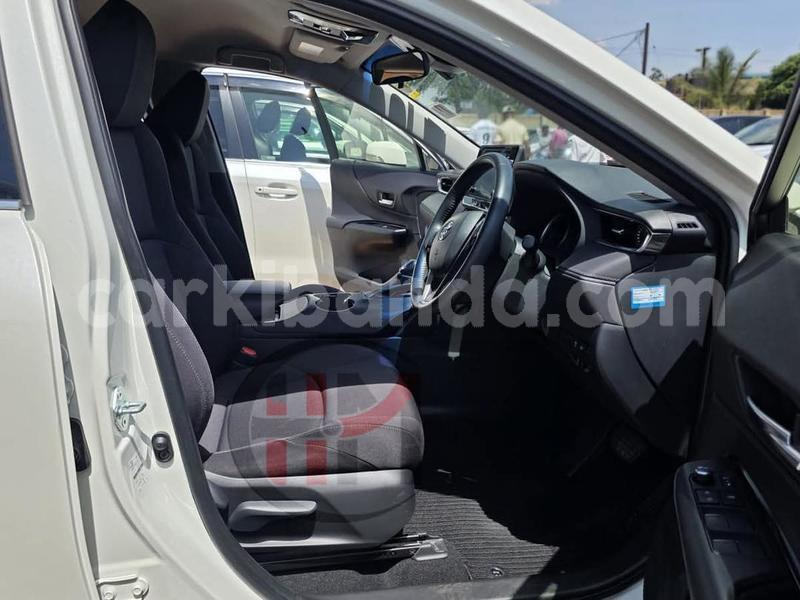 Big with watermark toyota harrier uganda kampala 25922