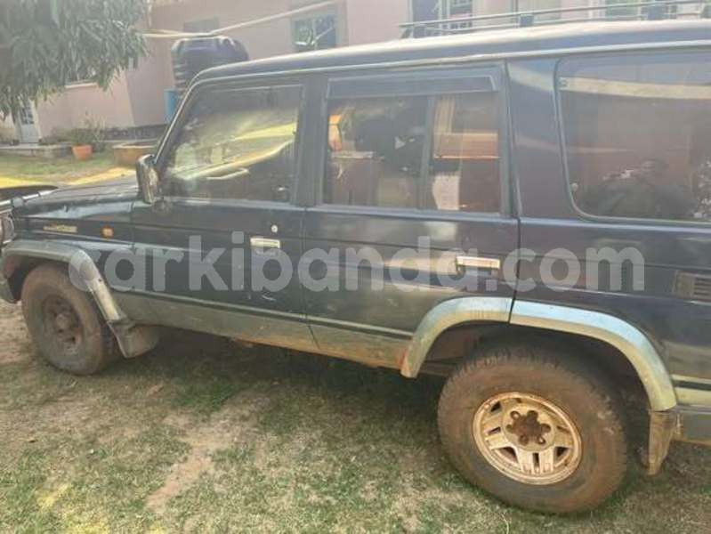 Big with watermark toyota prado uganda kampala 25925