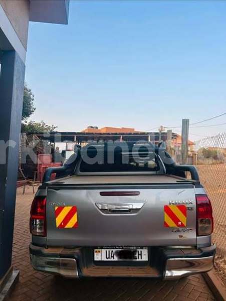 Big with watermark toyota hilux uganda kampala 25935
