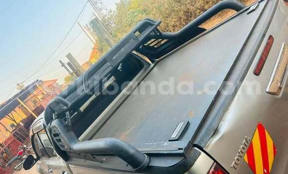 Gura Yakoze Toyota Hilux Other Imodoka i Kampala mu Uganda Gura Yakoze Toyota Hilux Other Imodoka i Kampala mu Uganda