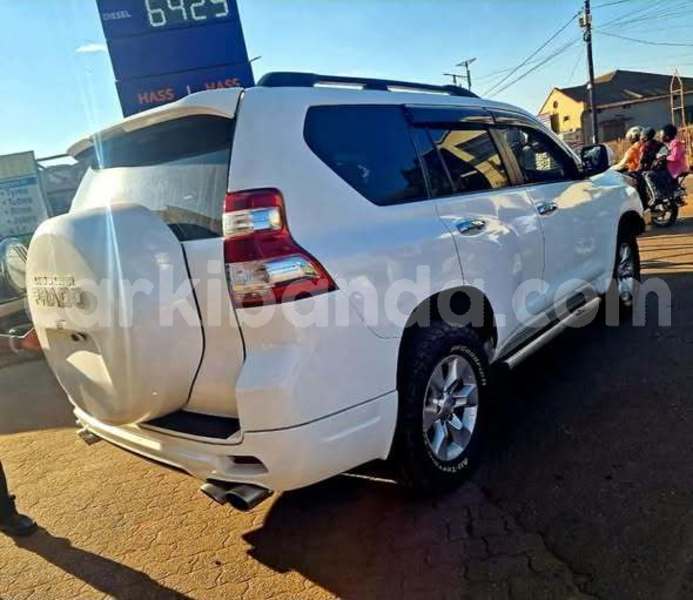 Big with watermark toyota land cruiser uganda kampala 25936