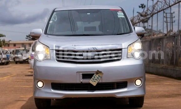 Buy Used Toyota Noah Silver Car in Kampala in Uganda Buy Used Toyota Noah Silver Car in Kampala in Uganda