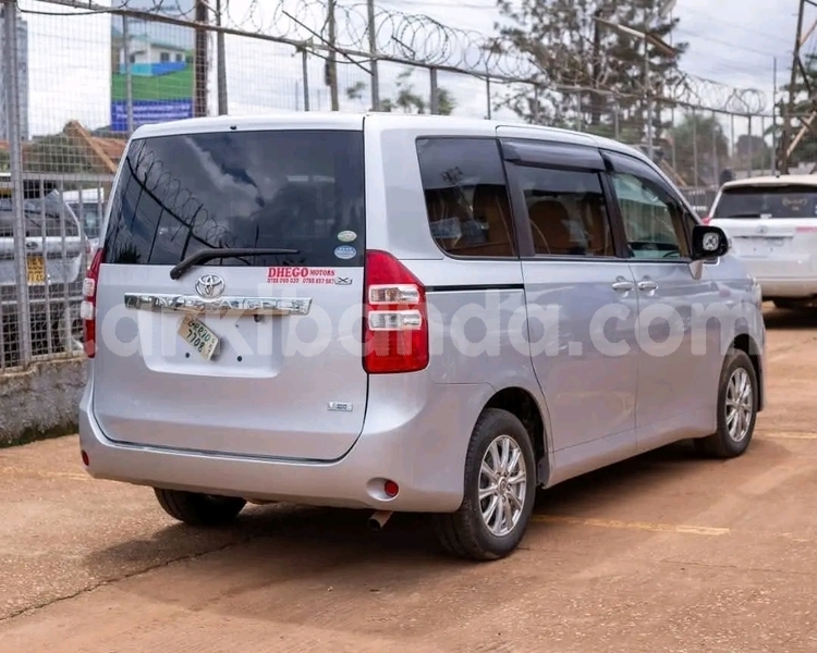 Big with watermark toyota noah uganda kampala 25940