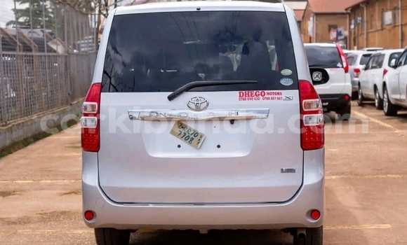 Buy Used Toyota Noah Silver Car in Kampala in Uganda Buy Used Toyota Noah Silver Car in Kampala in Uganda