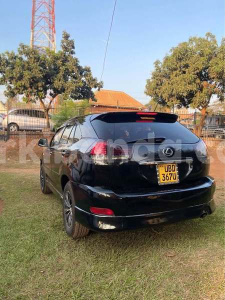 Big with watermark toyota harrier uganda kampala 25968