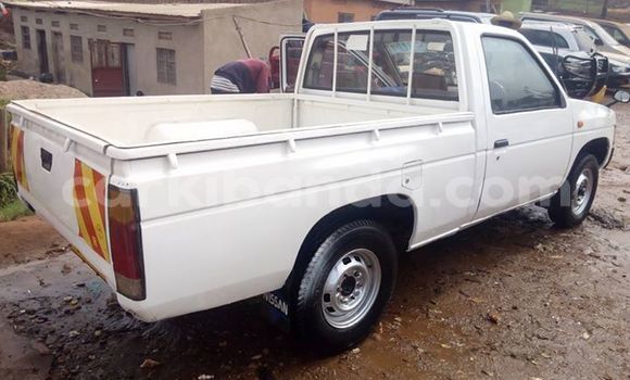 Buy Used Nissan Safari White Car in Kampala in Uganda Buy Used Nissan Safari White Car in Kampala in Uganda