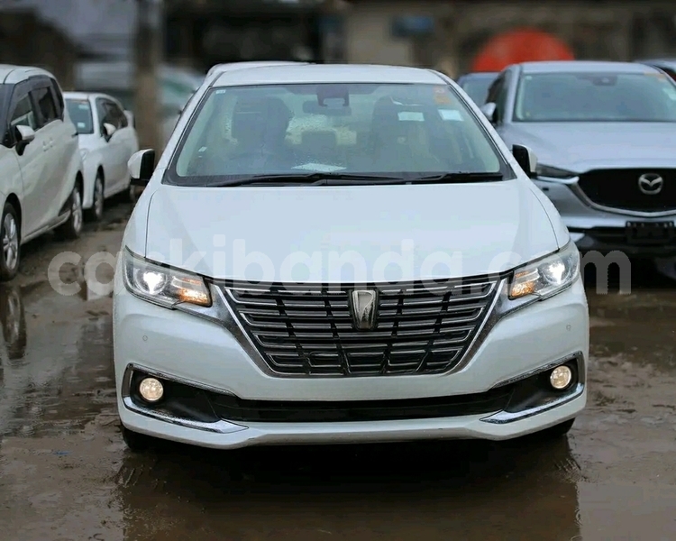 Big with watermark toyota premio uganda kampala 25994