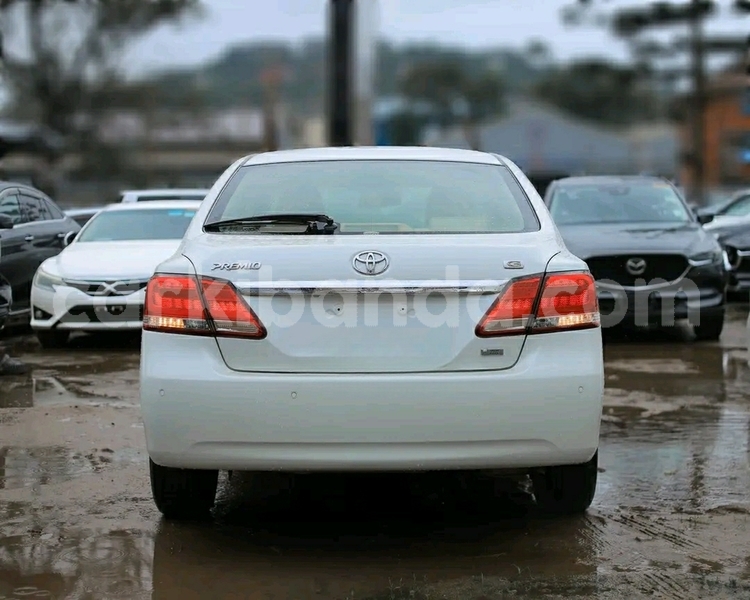 Big with watermark toyota premio uganda kampala 25994