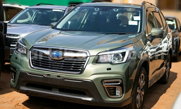 Acheter Occasion Voiture Subaru Forester Vert à Kampala, Ouganda Acheter Occasion Voiture Subaru Forester Vert à Kampala, Ouganda