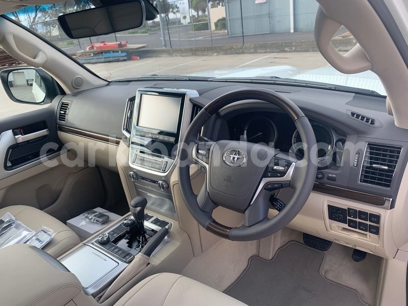 Big with watermark toyota land cruiser uganda kampala 26005