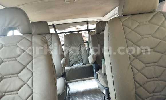 Buy Used Toyota Hiace White Car in Kampala in Uganda Buy Used Toyota Hiace White Car in Kampala in Uganda