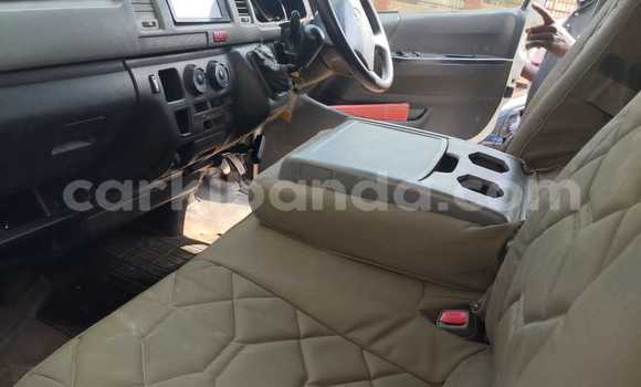 Buy Used Toyota Hiace White Car in Kampala in Uganda Buy Used Toyota Hiace White Car in Kampala in Uganda