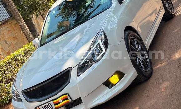 Gura Yakoze Subaru Legacy Silver Imodoka i Kampala mu Uganda Gura Yakoze Subaru Legacy Silver Imodoka i Kampala mu Uganda