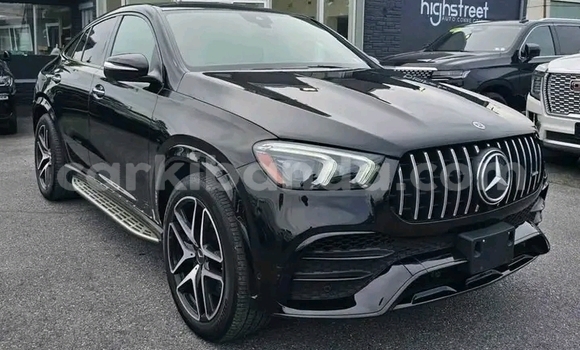 Acheter Neuf Voiture Mercedes-Benz C250 coupe Noir à Kampala, Ouganda