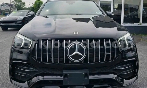 Gura Nshya Mercedes-Benz C250 coupe Black Imodoka i Kampala mu Uganda Gura Nshya Mercedes-Benz C250 coupe Black Imodoka i Kampala mu Uganda