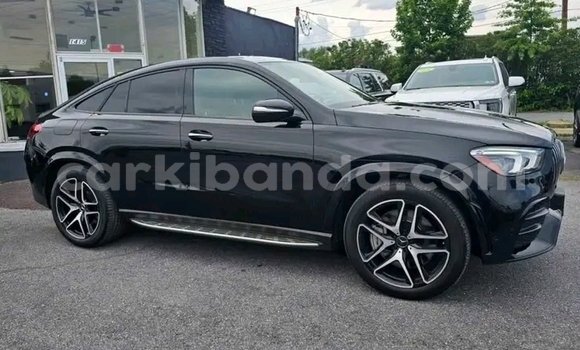 Gura Nshya Mercedes-Benz C250 coupe Black Imodoka i Kampala mu Uganda Gura Nshya Mercedes-Benz C250 coupe Black Imodoka i Kampala mu Uganda