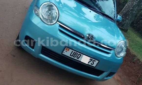 Gura Yakoze Toyota Sienta Other Imodoka i Kampala mu Uganda Gura Yakoze Toyota Sienta Other Imodoka i Kampala mu Uganda