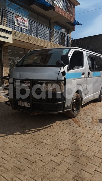 Big with watermark toyota hiace uganda kampala 26017