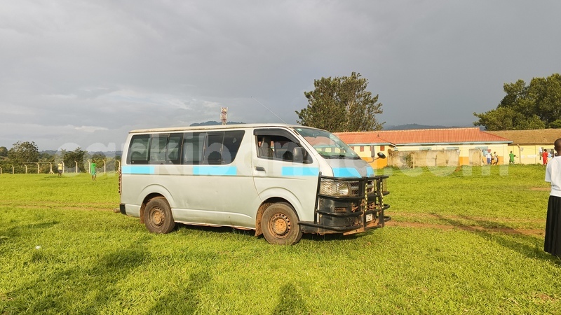 Big with watermark toyota hiace uganda kampala 26017