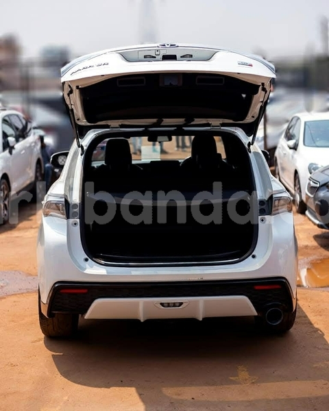 Big with watermark toyota harrier uganda kampala 26022