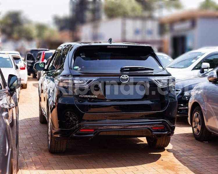 Big with watermark toyota harrier uganda kampala 26024