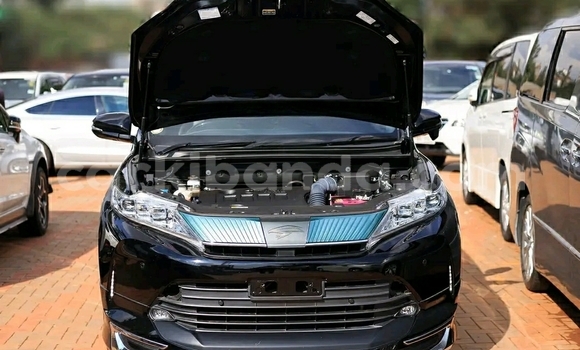 Acheter Occasion Voiture Toyota Harrier Noir à Kampala, Ouganda Acheter Occasion Voiture Toyota Harrier Noir à Kampala, Ouganda