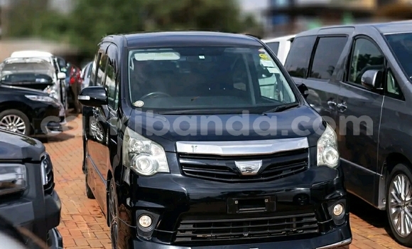 Buy Used Toyota Noah Black Car in Kampala in Uganda