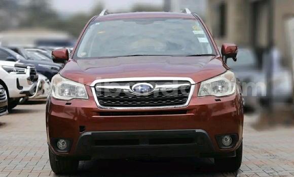 Acheter Occasion Voiture Subaru Forester Rouge à Kampala, Ouganda
