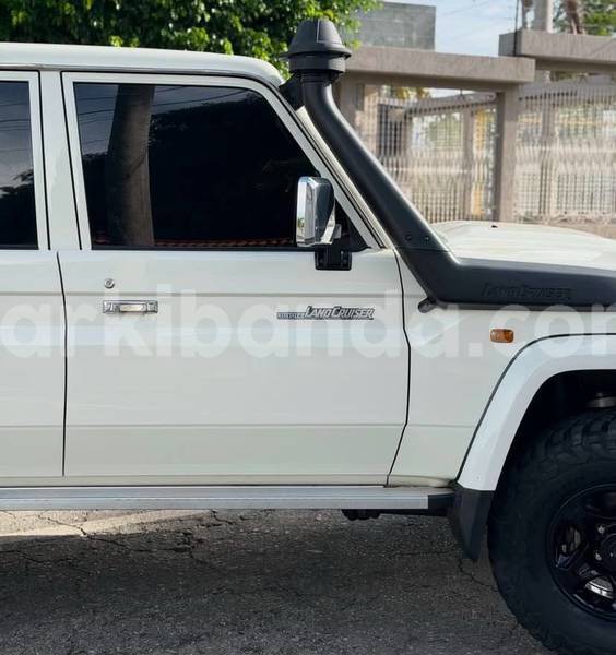 Big with watermark toyota land cruiser uganda kampala 26030