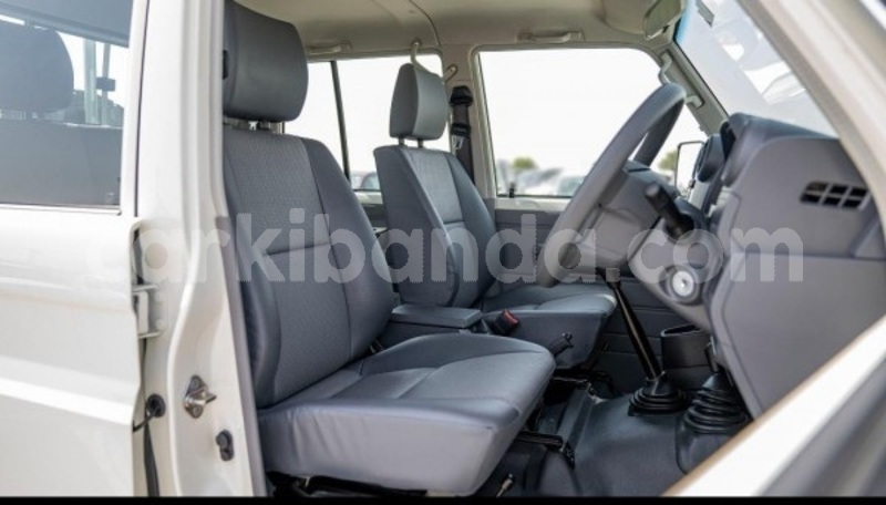 Big with watermark toyota land cruiser uganda kampala 26030