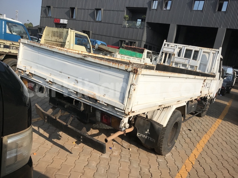 Big with watermark mitsubishi l400 uganda kampala 26040