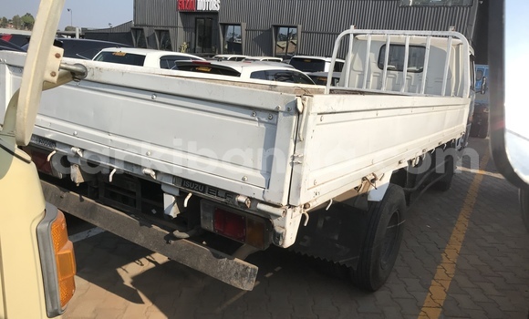 Buy Import Isuzu FTR 850 White Truck in Kampala in Uganda Buy Import Isuzu FTR 850 White Truck in Kampala in Uganda
