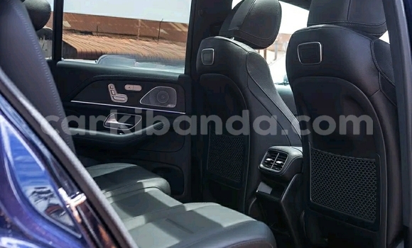 Gura Yakoze Mercedes‒Benz GLE Blue Imodoka i Kampala mu Uganda Gura Yakoze Mercedes‒Benz GLE Blue Imodoka i Kampala mu Uganda