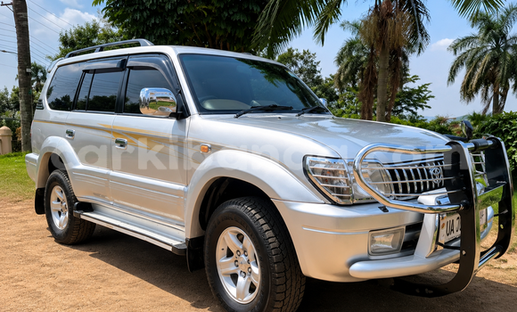 Gura Yakoze Toyota Land Cruiser Other Imodoka i Kampala mu Uganda Gura Yakoze Toyota Land Cruiser Other Imodoka i Kampala mu Uganda