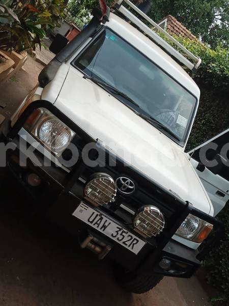 Big with watermark toyota land cruiser uganda kampala 26052