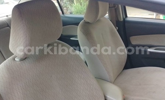 Gura Yakoze Toyota Belta Silver Imodoka i Kampala mu Uganda Gura Yakoze Toyota Belta Silver Imodoka i Kampala mu Uganda