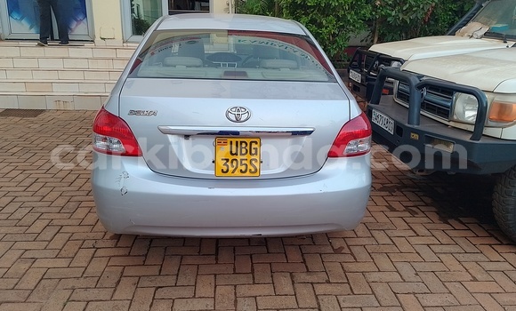 Gura Yakoze Toyota Belta Silver Imodoka i Kampala mu Uganda Gura Yakoze Toyota Belta Silver Imodoka i Kampala mu Uganda
