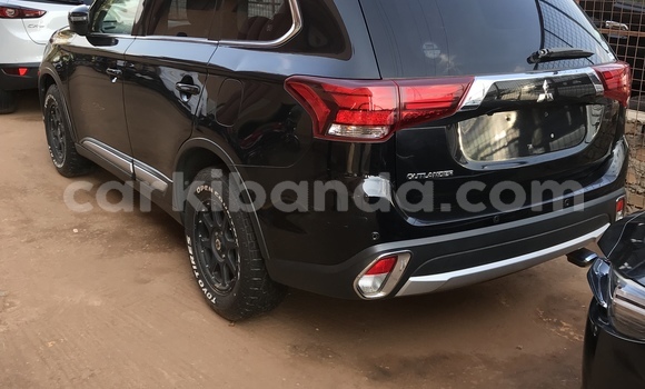Nunua Imported Mitsubishi Outlander Nyeusi Gari ndani ya Kampala nchini Uganda Nunua Imported Mitsubishi Outlander Nyeusi Gari ndani ya Kampala nchini Uganda