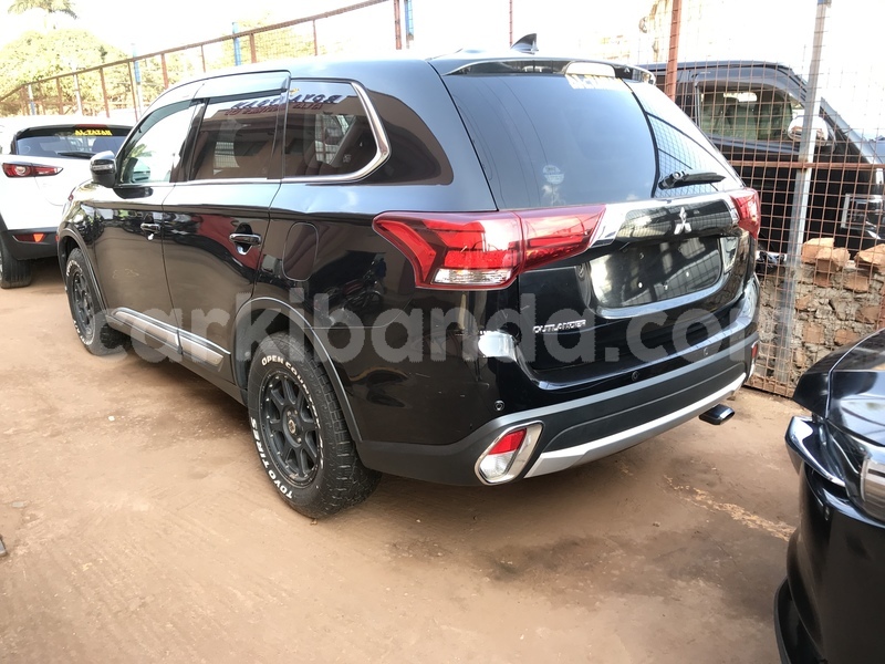 Big with watermark mitsubishi outlander uganda kampala 26055