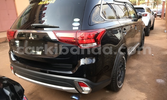 Nunua Imported Mitsubishi Outlander Nyeusi Gari ndani ya Kampala nchini Uganda Nunua Imported Mitsubishi Outlander Nyeusi Gari ndani ya Kampala nchini Uganda