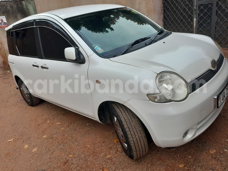 Big with watermark toyota sienta central kalangala 26057