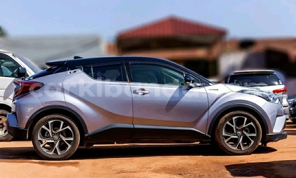 Buy Used Toyota C-HR Silver Car in Kampala in Uganda Buy Used Toyota C-HR Silver Car in Kampala in Uganda