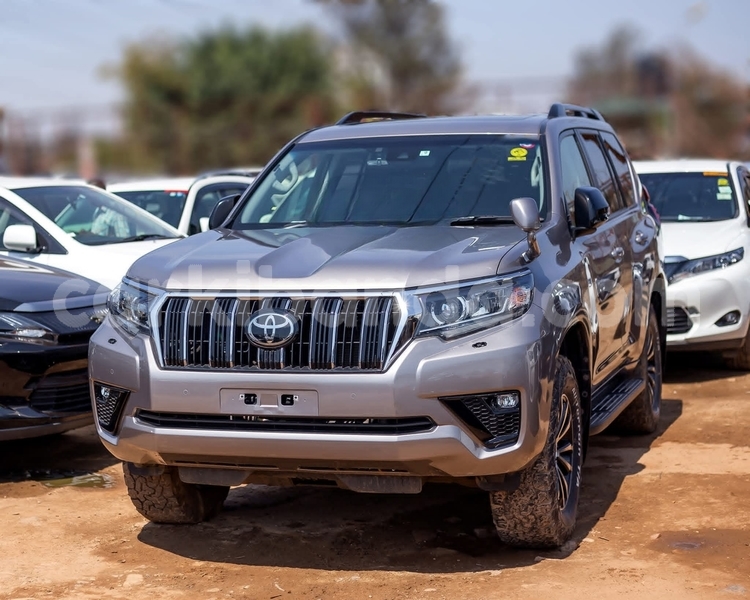 Big with watermark toyota prado uganda kampala 26065
