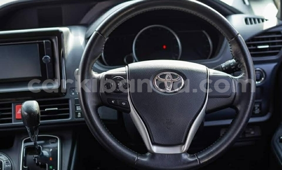 Buy Used Toyota Noah Black Car in Kampala in Uganda Buy Used Toyota Noah Black Car in Kampala in Uganda