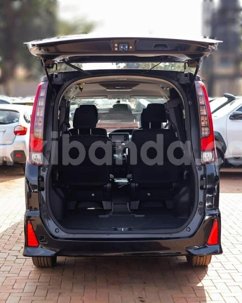 Big with watermark toyota noah uganda kampala 26067