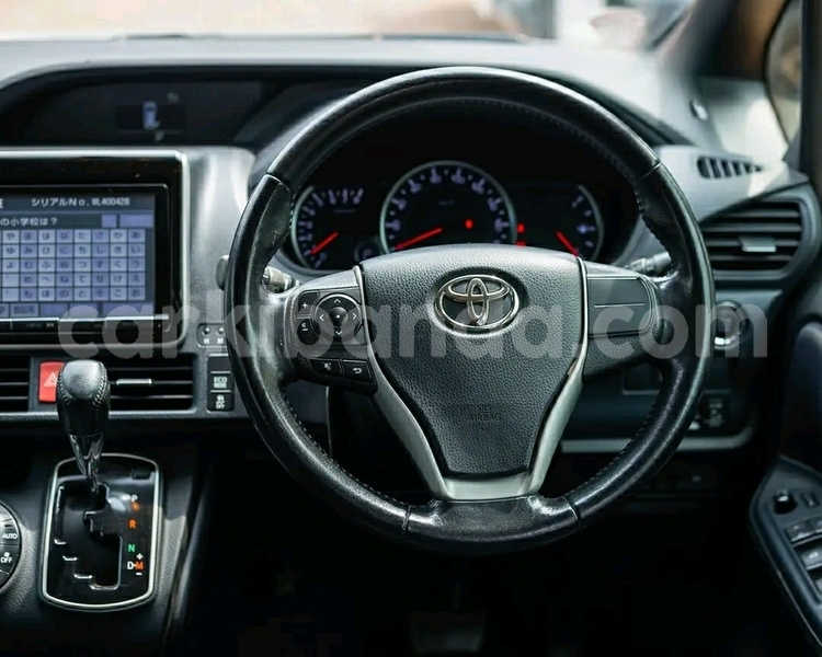 Big with watermark toyota noah uganda kampala 26068